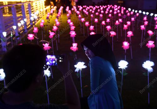PTJ01_30122017_LAMPU