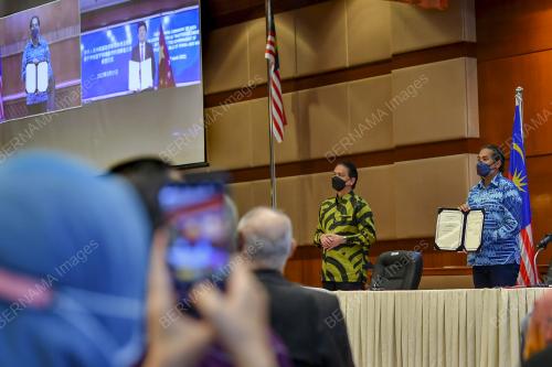 KHAIRY JAMALUDDDIN