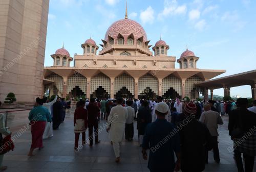 SOLAT SUNAT AIDILFITRI