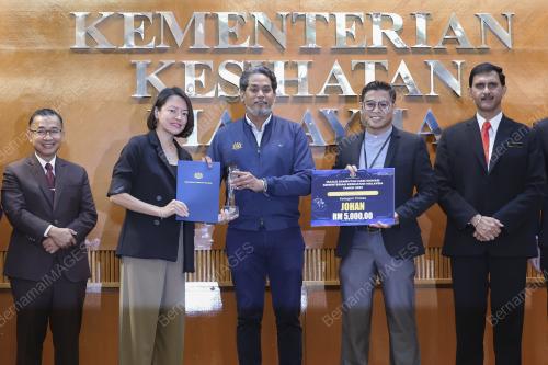 KHAIRY JAMALUDDIN