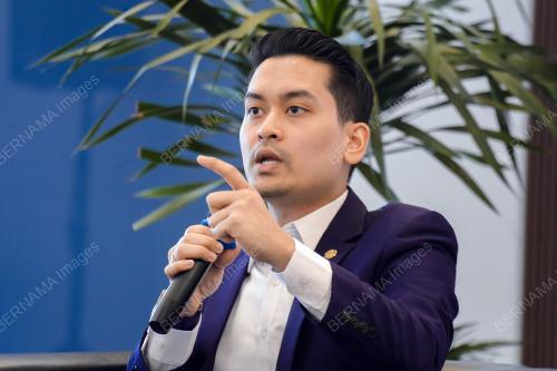 DR MOHAMMED TAUFIQ JOHARI