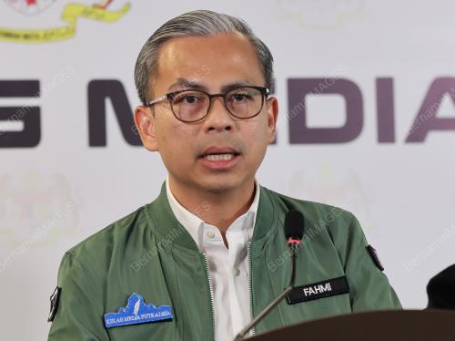 DATUK FAHMI FADZIL