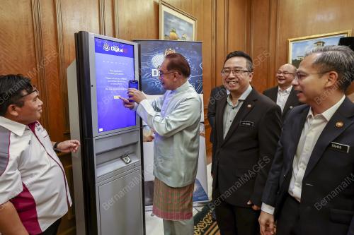 DATUK SERI ANWAR IBRAHIM