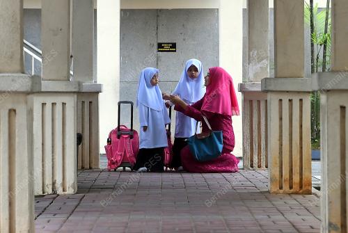 PTJ02_02012018_SEKOLAH_BN201801015070