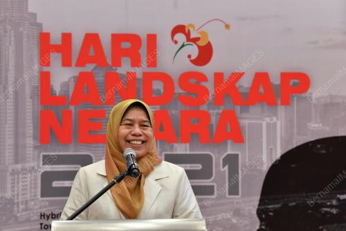 DATUK ZURAIDA KAMARUDDIN