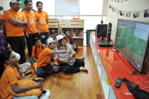 PTJ02_02042017_SAHABAT