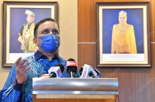 DATUK SERI REEZAL MERICAN NAINA MERICAN