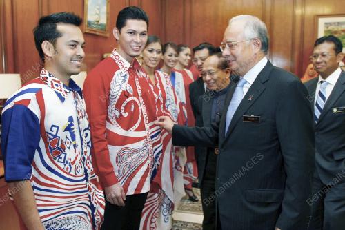 MOHD NAJIB TUN ABDUL RAZAK