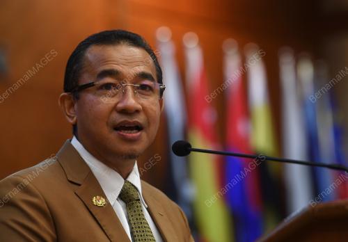 DATUK DR NOOR AZMI GHAZALI