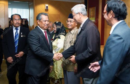 TAN SRI MUHYIDDIN YASSIN