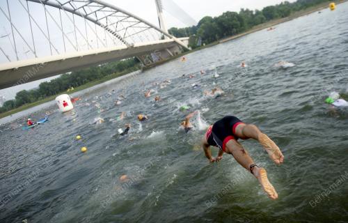 PTJ02_03042016_IRONMAN
