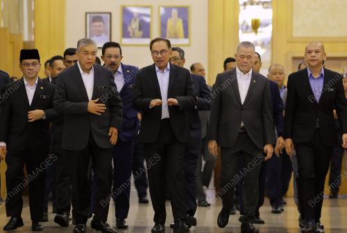 DATUK SERI ANWAR IBRAHIM