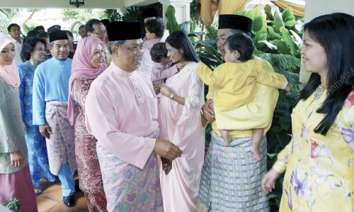 MUHYIDDIN YASSIN