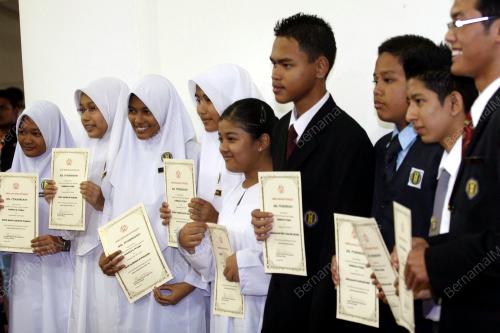 TENGKU ADNAN TENGKU MANSUR