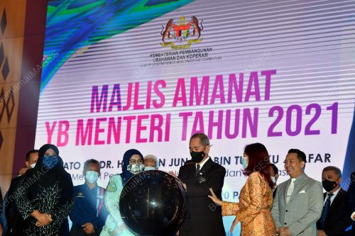 DATUK SERI DR WAN JUNAIDI TUANKU JAAFAR