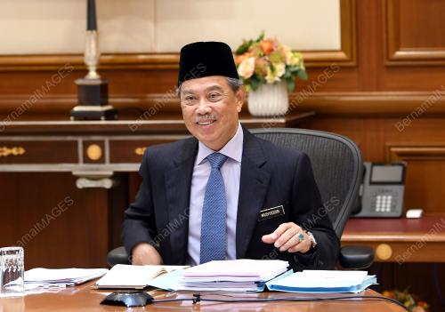 TAN SRI MUHYIDDIN YASSIN