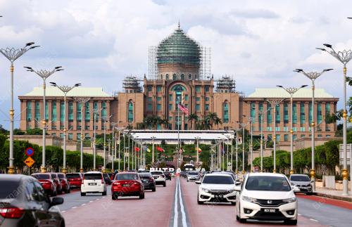 BANGUNAN PERDANA PUTRA