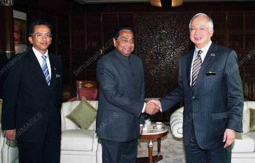 MOHD NAJIB TUN ABDUL RAZAK