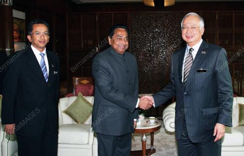 MOHD NAJIB TUN ABDUL RAZAK