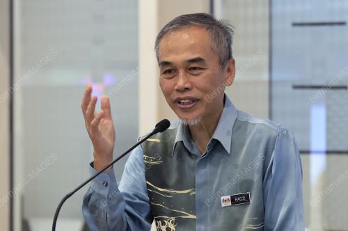 DATUK DR MUHAMMAD RADZI