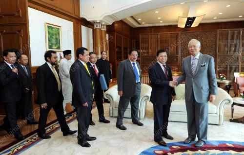PTJ02_05082016_PM_GOLKAR