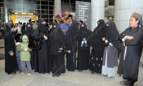 PELAJAR MALAYSIA DI SYRIA PULANG
