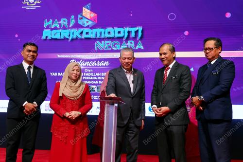 DATUK SERI FADILLAH YUSOF