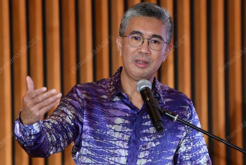 DATUK SERI TENGKU ZAFRUL TENGKU ABDUL AZIZ