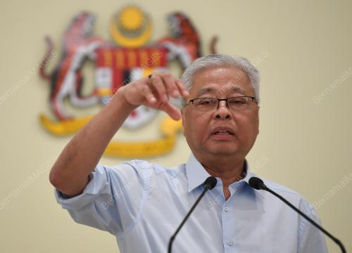 DATUK SERI ISMAIL SABRI YAAKOB