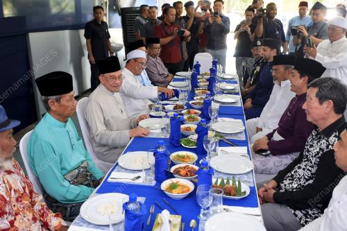 DATUK SERI ANWAR IBRAHIM