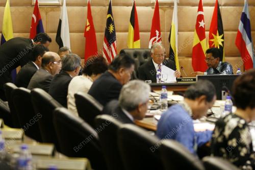 NAJIB TUN RAZAK