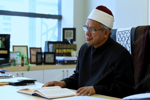 PTJ02_07012018_MUFTI