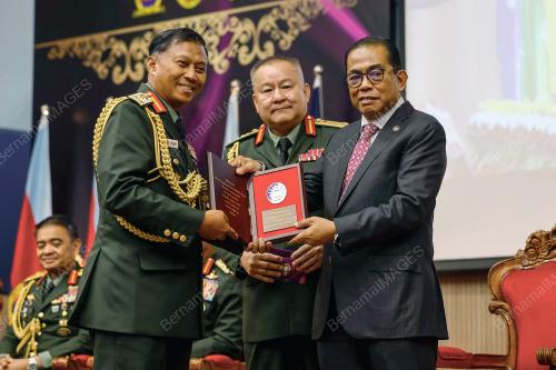 DATUK SERI MOHAMED KHALED NORDIN
