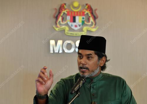 KHAIRY JAMALUDDIN