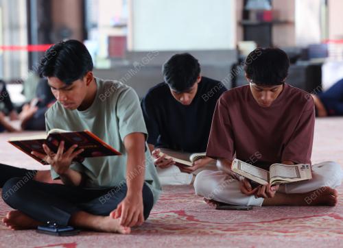 NUZUL AL-QURAN