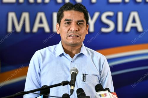 DR MOHD RADZI MD JIDIN