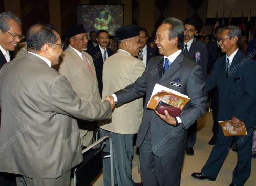 SAMSUDIN OSMAN