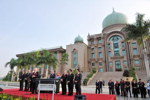 PTJ02_09052016_PM_PERHIMPUNAN