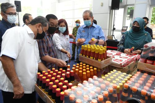 DATUK SERI DR WAN JUNAIDI TUANKU JAAFAR