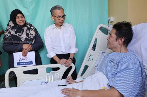 DATUK FAHMI FADZIL