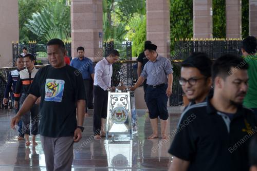 PTJ02_09122016_TABUNG