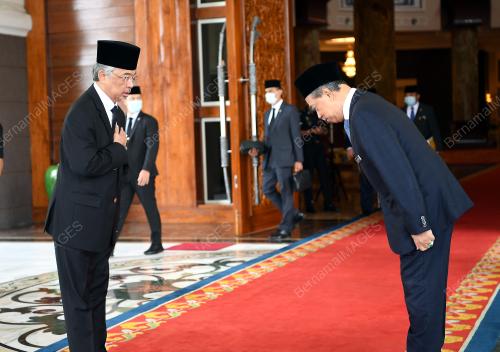 TAN SRI MUHYIDDIN YASSIN