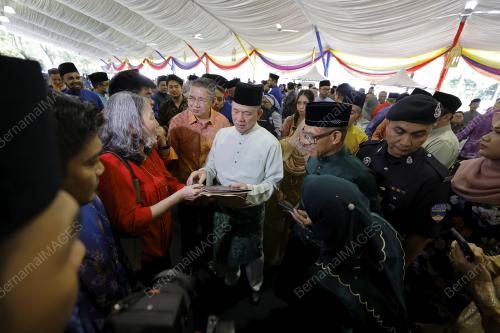 DATUK SERI FADILLAH YUSOF