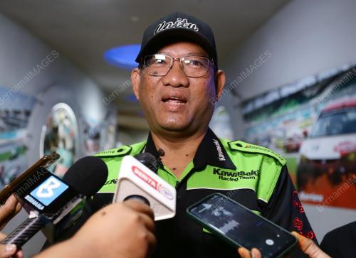 DATUK AZMAN MOHD YUSOF