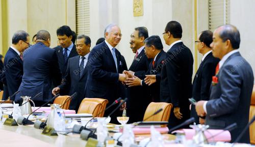 DATUK SERI NAJIB TUN RAZAK