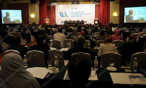 PTJ02_11112013_PM_DIALOG