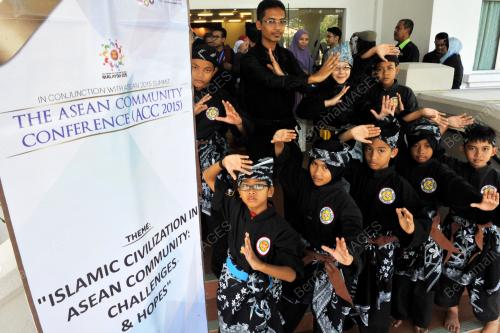 PTJ02_11112015_ASEAN