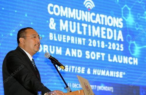 PTJ02_11122017_FORUM_BN201712083672