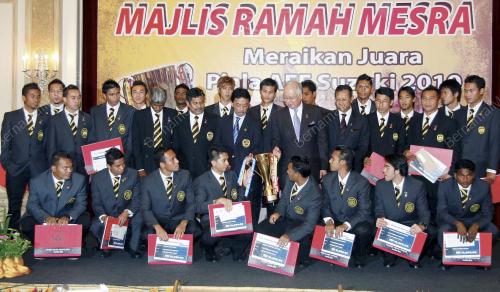 PTJ02_12012011_HARIMAU