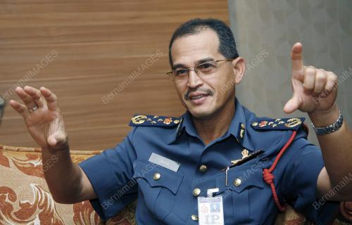 PTJ02_12012011_KP_BOMBA